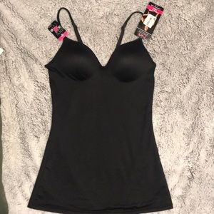 NWT Maidenform Wirefree Cami